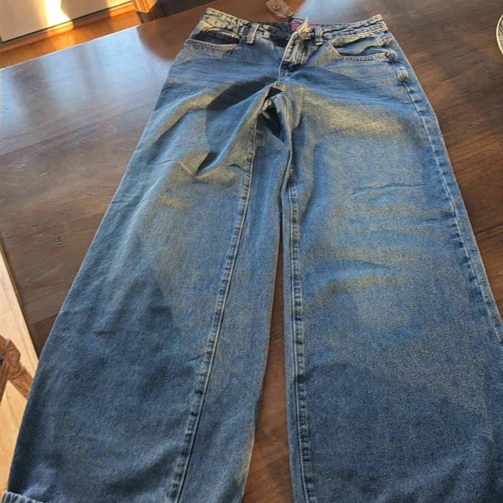 Edikted NWOT Jeans with Bow Print